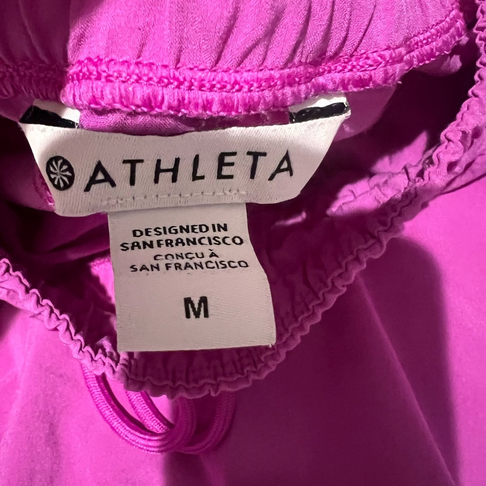 Athleta crossroads Shorts - Picture 6 of 8